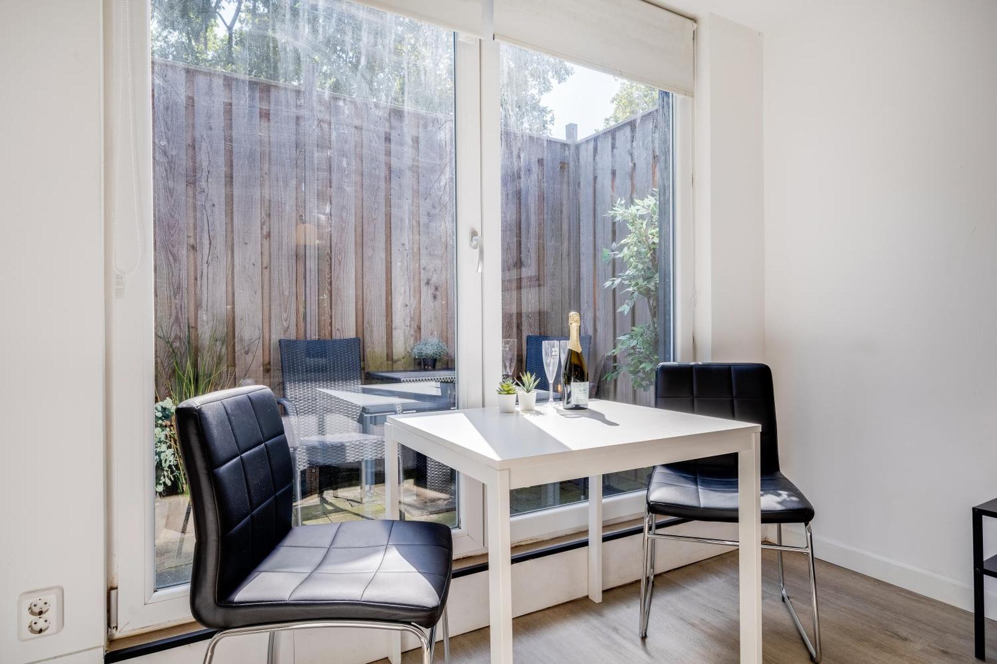 Luxe Wellness Apartment Apeldoorn With Jacuzzi And Sauna Kültér fotó
